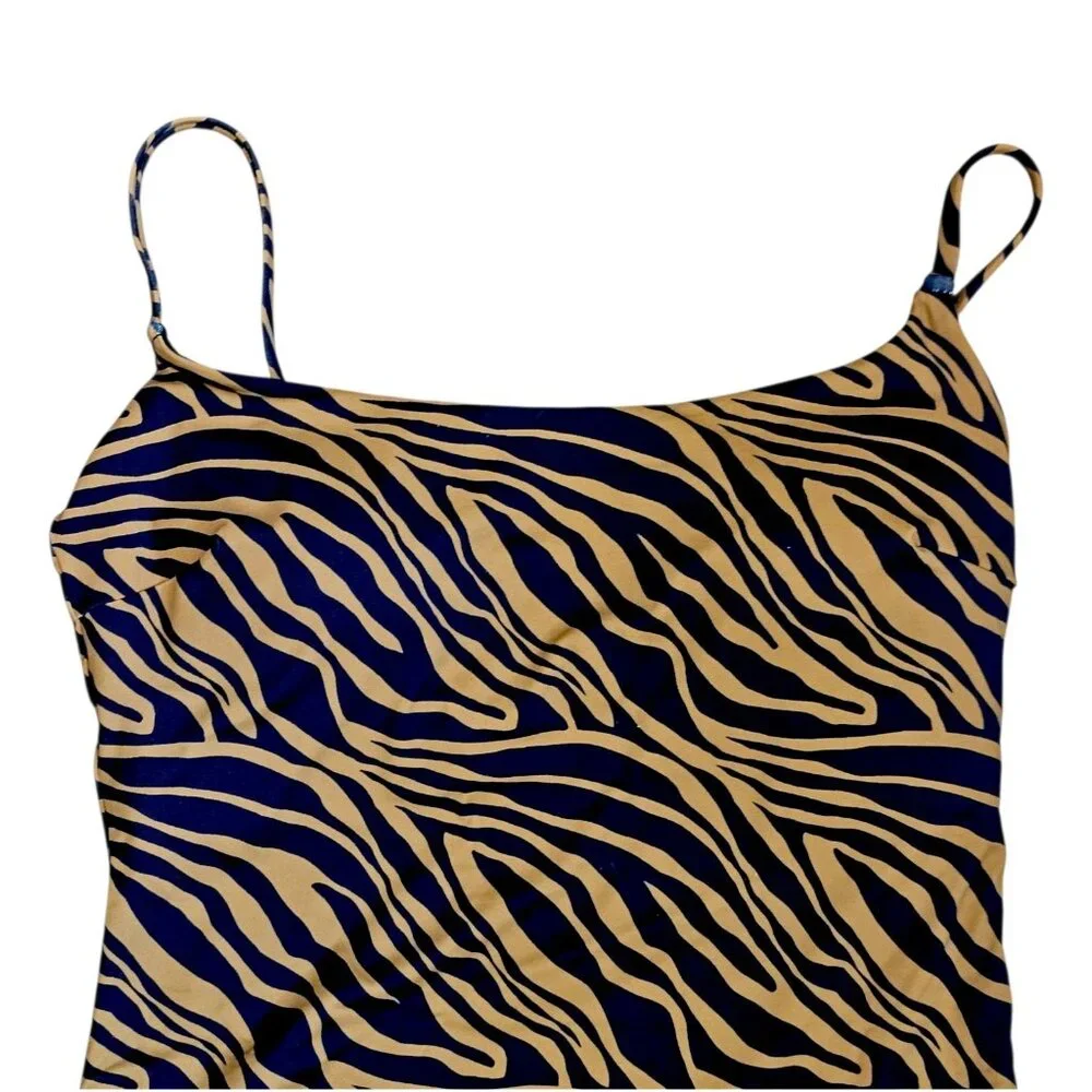 Knix Animal Print One Piece Classic Swimsuit Leakproof Tiger Print Sz M‎ Brown